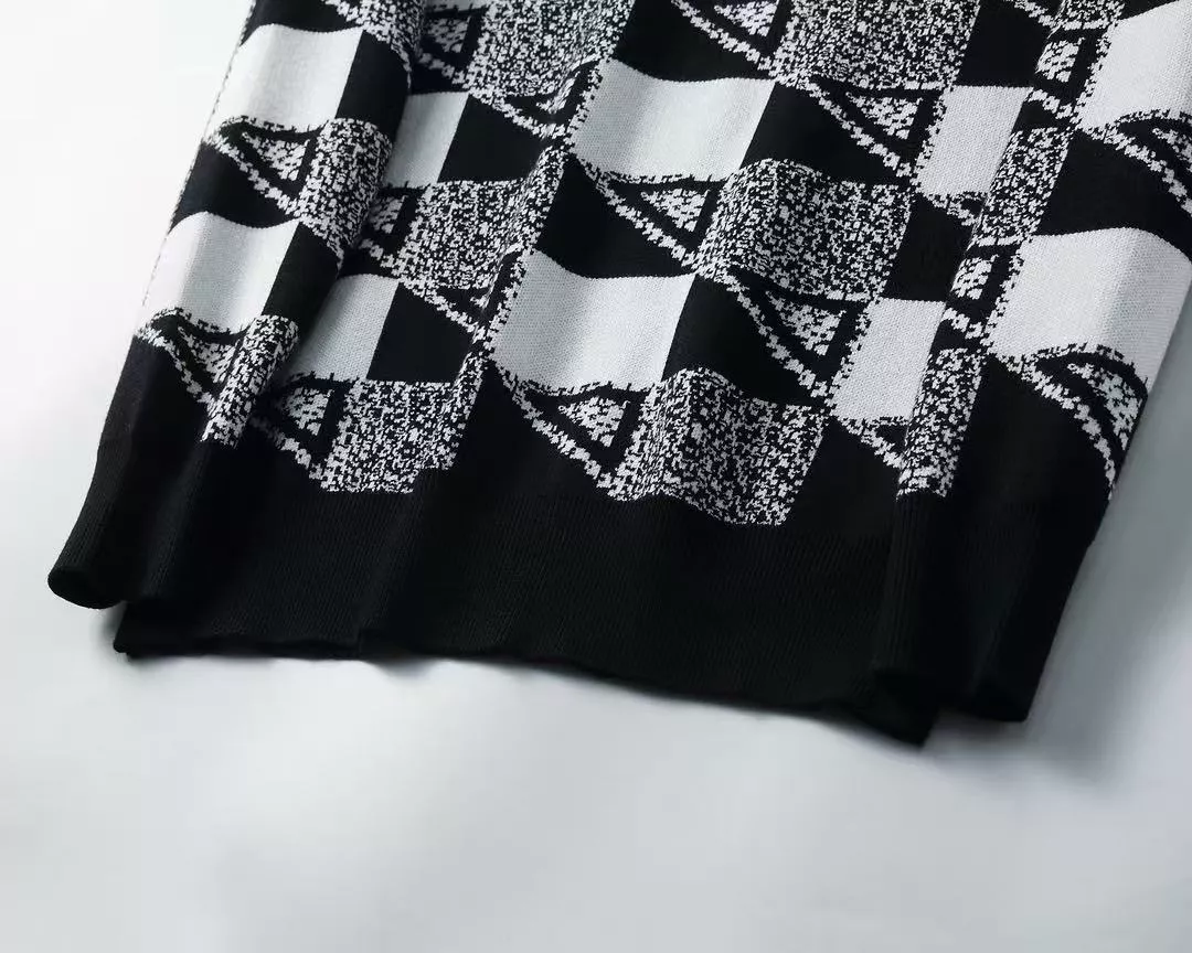 Classic 5175 Dolce & Gabbana D&G Sweaters Long Sleeved For Men
