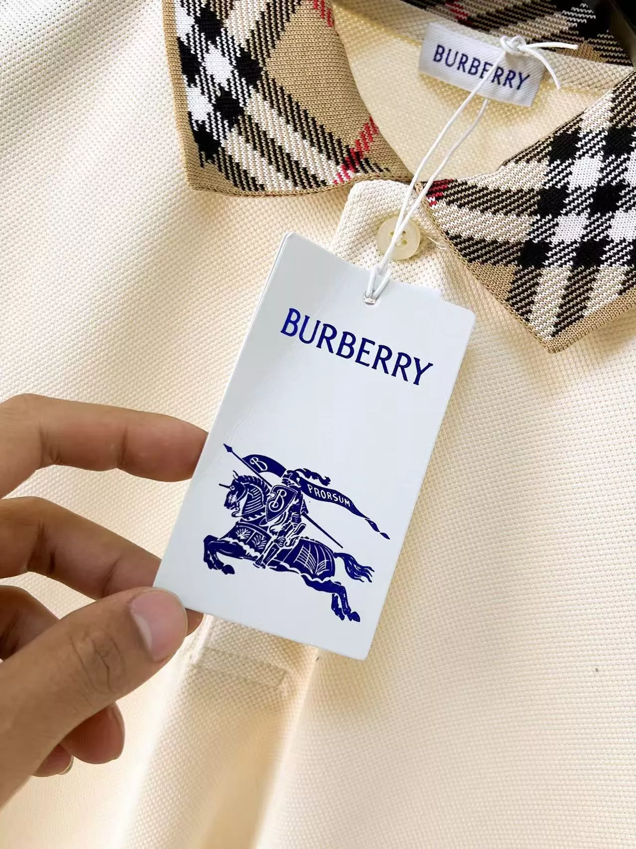 Classic 5223 Burberry T-Shirts Short Sleeved For Men