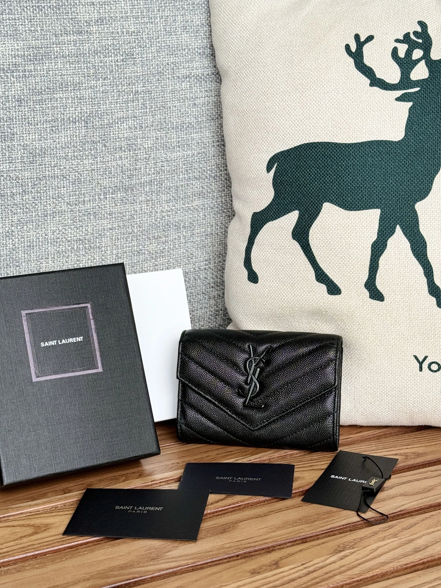 Classic 5300 Yves Saint Laurent AAA Quality Wallets