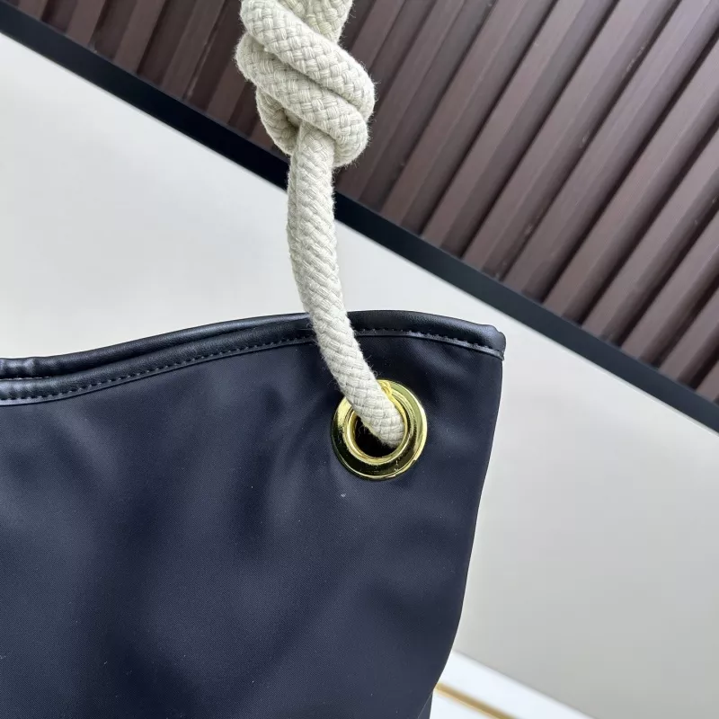Classic 5316 Prada AAA Quality Shoulder Bags For Women