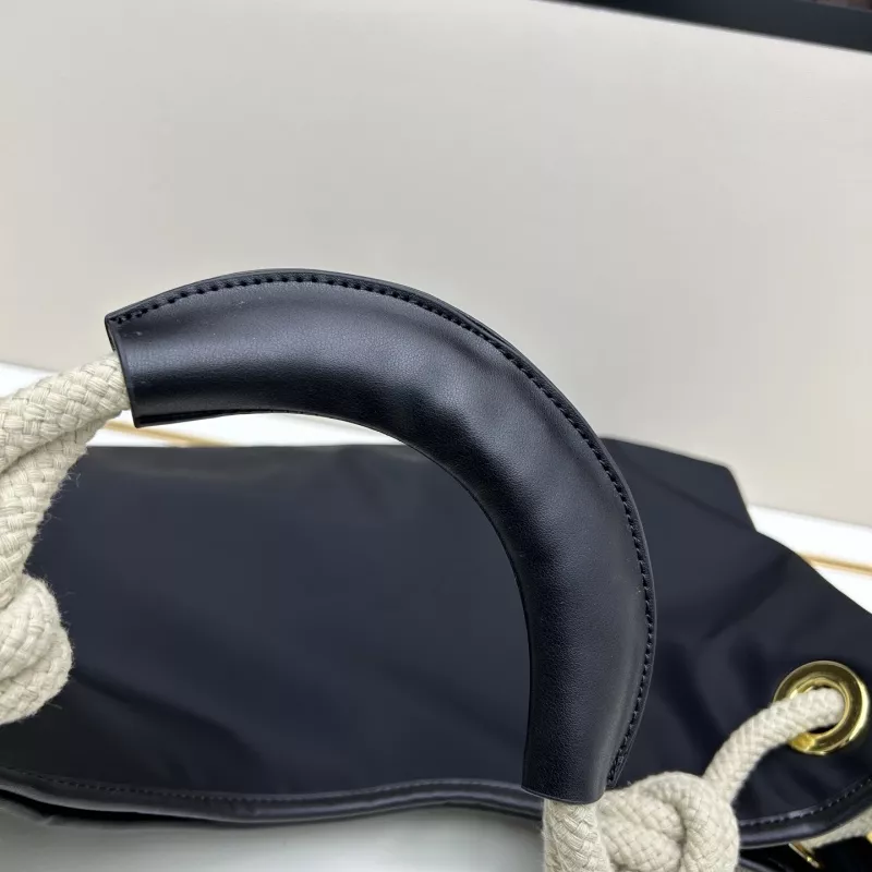 Classic 5316 Prada AAA Quality Shoulder Bags For Women