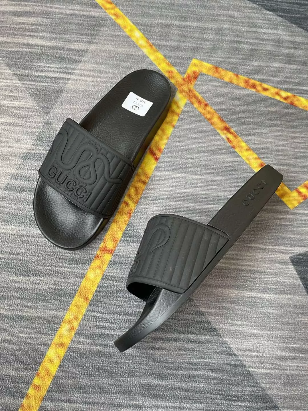 Classic 5400 Gucci Slippers For Men