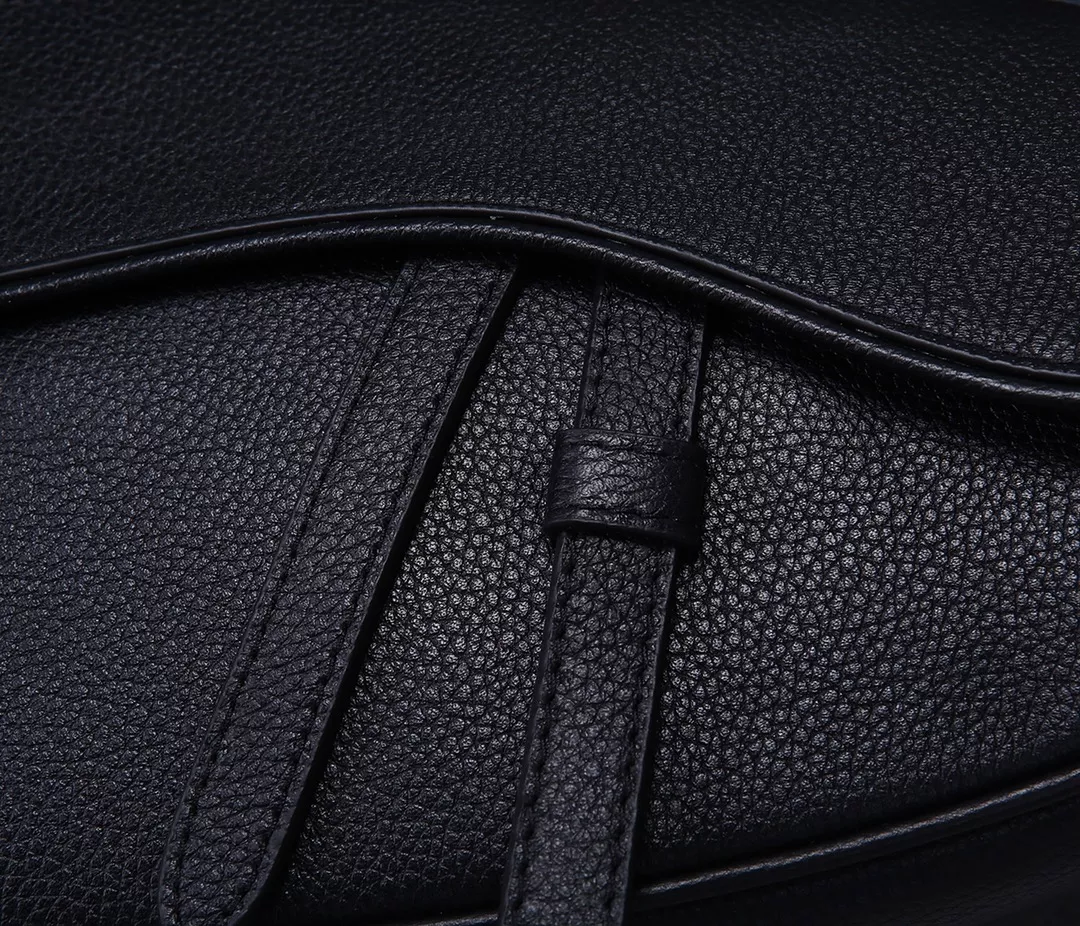 Classic 5586 Christian Dior AAA Man Messenger Bags