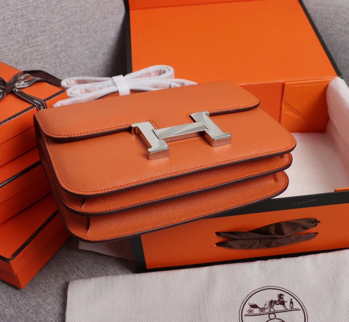 Classic 5668 Hermes AAA Quality Messenger Bags For Women
