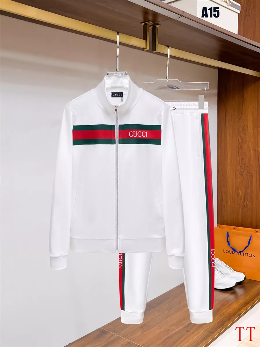 Classic 5700 Gucci Tracksuits Long Sleeved For Men