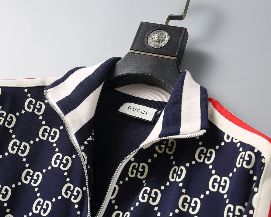 Classic 5768 Gucci Tracksuits Long Sleeved For Men