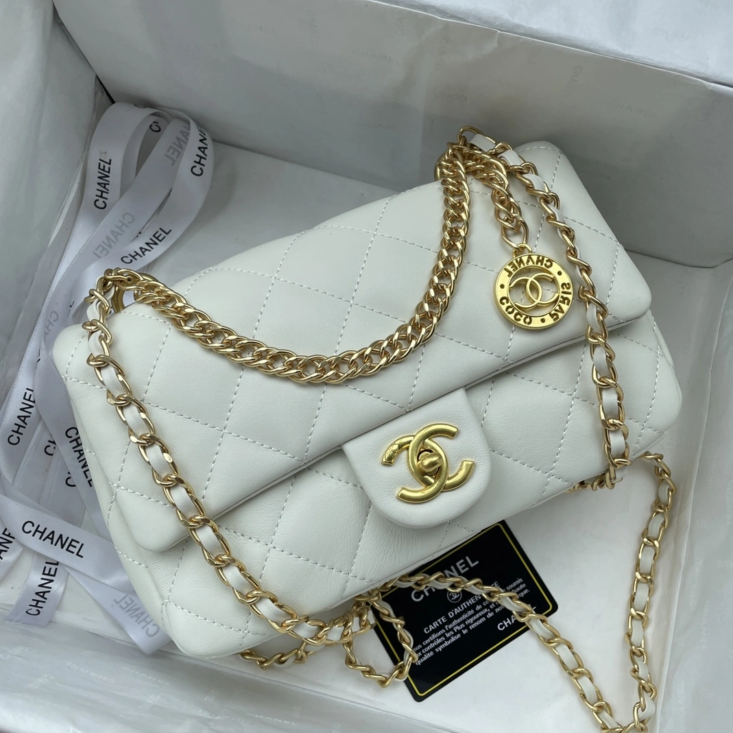 Classic 589 Chanel AAA Quality Messenger Bags For Women