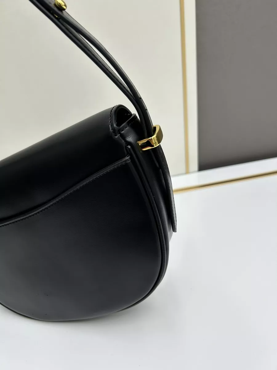Classic 6002 Prada AAA Quality Messenger Bags For Women