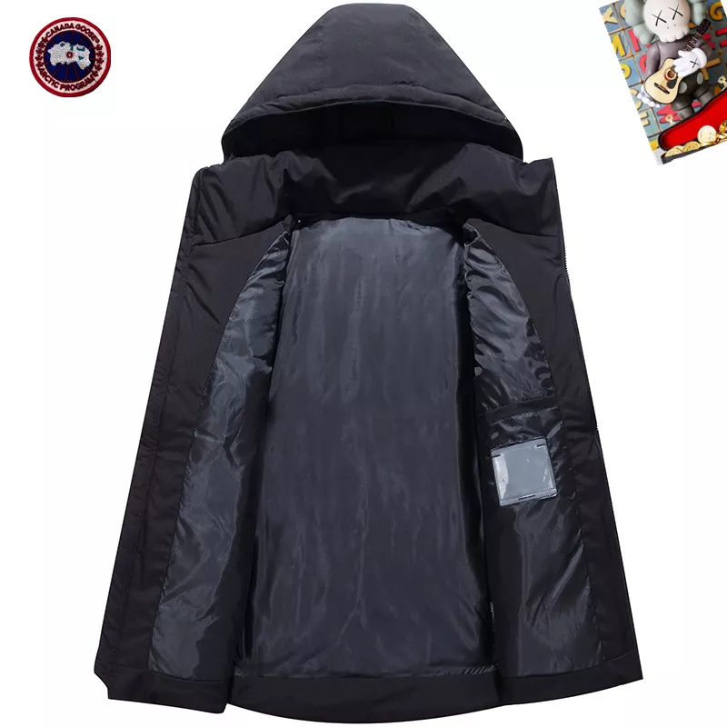 Classic 6568 Canada Goose Down Feather Coat Long Sleeved For Men