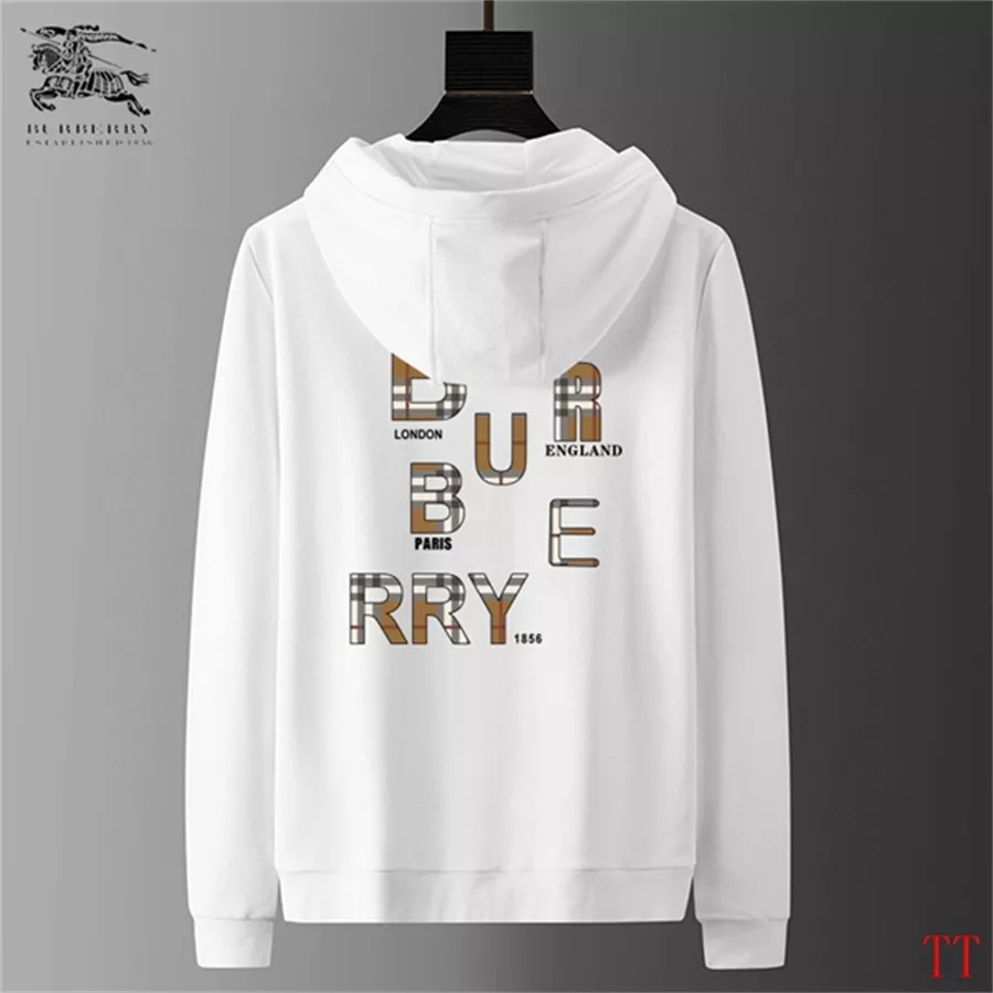 Classic 6714 Burberry Tracksuits Long Sleeved For Men