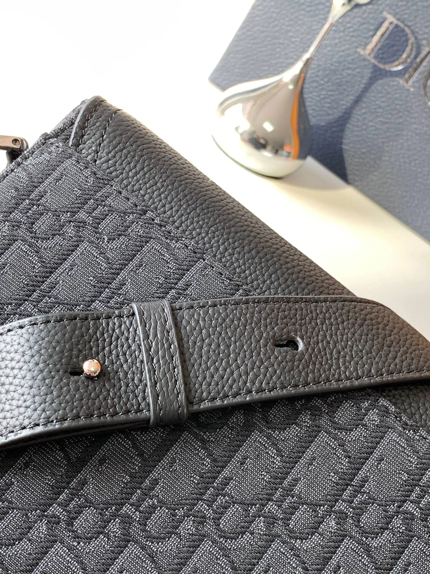 Classic 6935 Christian Dior AAA Man Messenger Bags