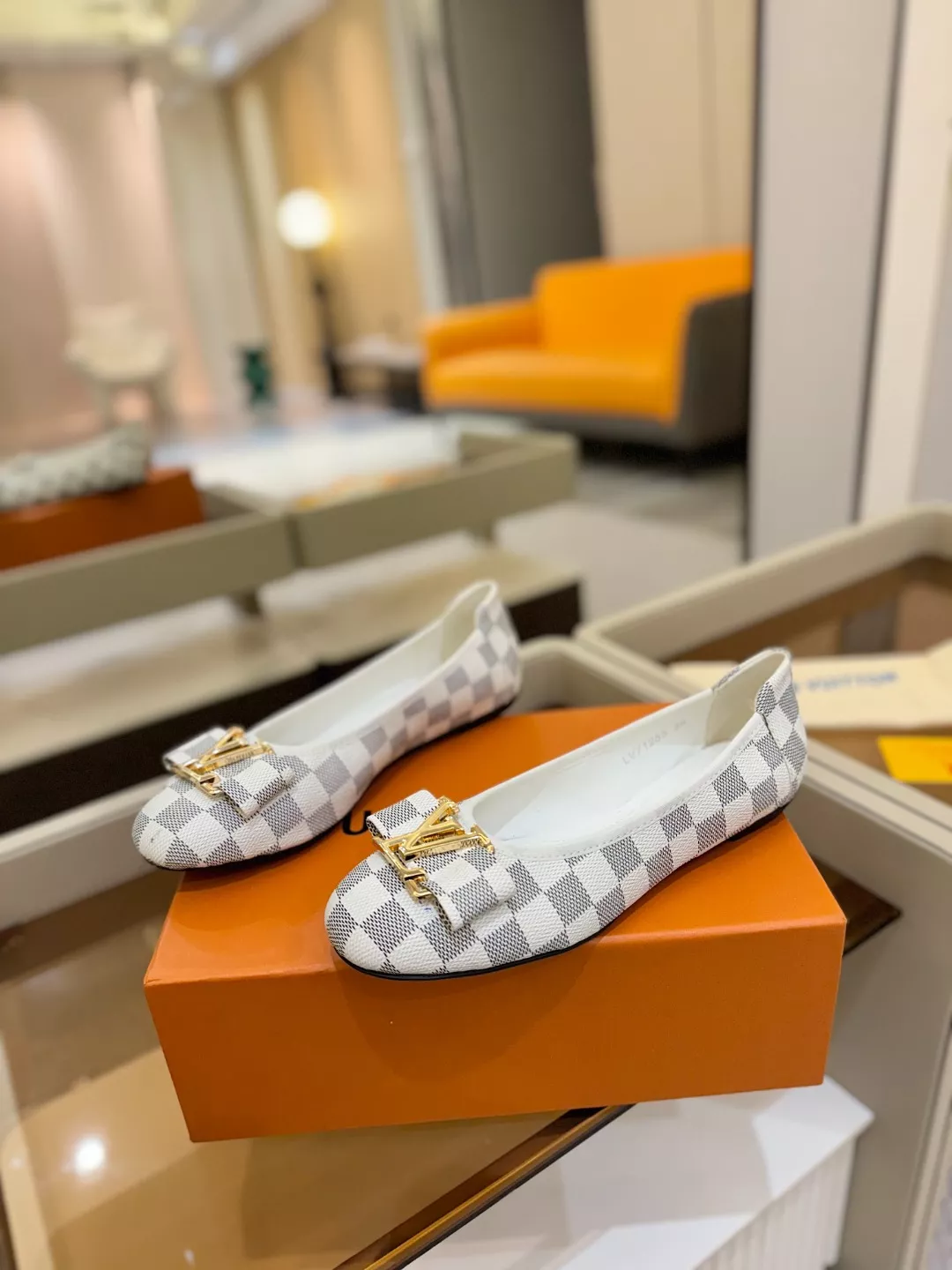 Classic 7035 Louis Vuitton Flat Shoes For Women