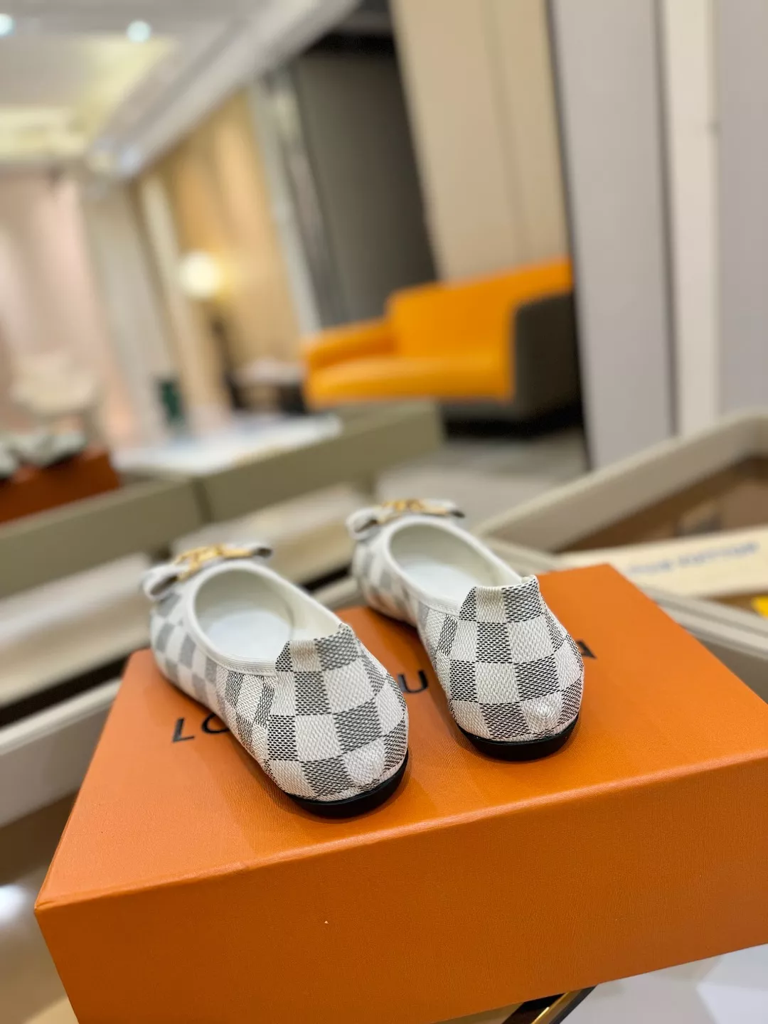 Classic 7035 Louis Vuitton Flat Shoes For Women