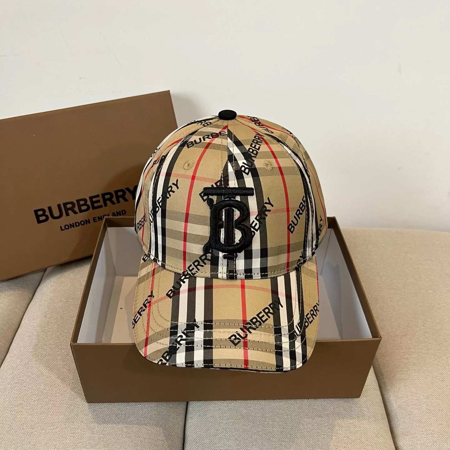 Classic 7076 Burberry Caps