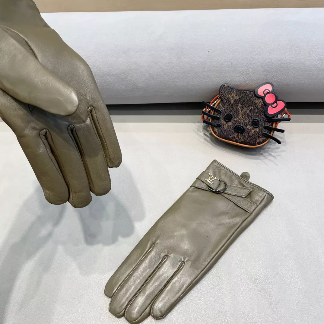 Classic 7124 Louis Vuitton LV Gloves For Women