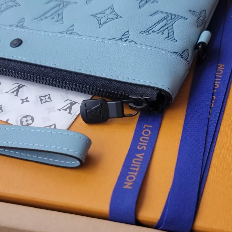 Classic 7158 Louis Vuitton AAA Quality Wallets