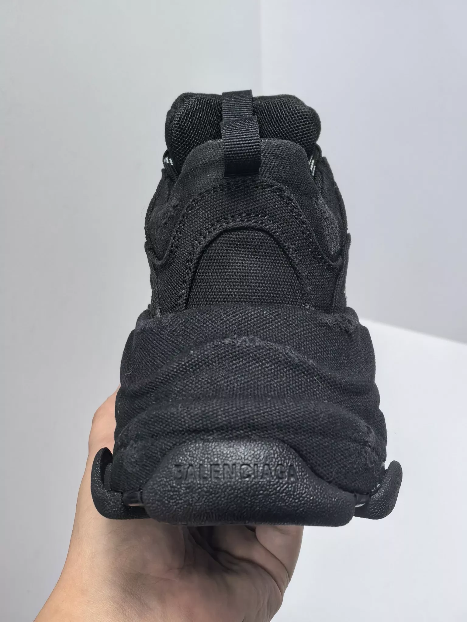 Classic 7411 Balenciaga Casual Shoes For Men