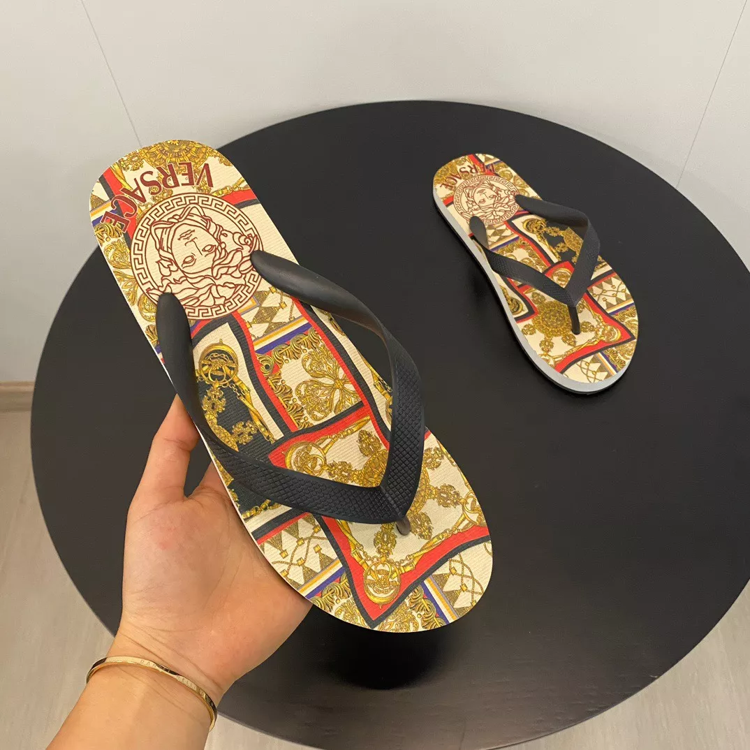 Classic 742 Versace Slippers For Men