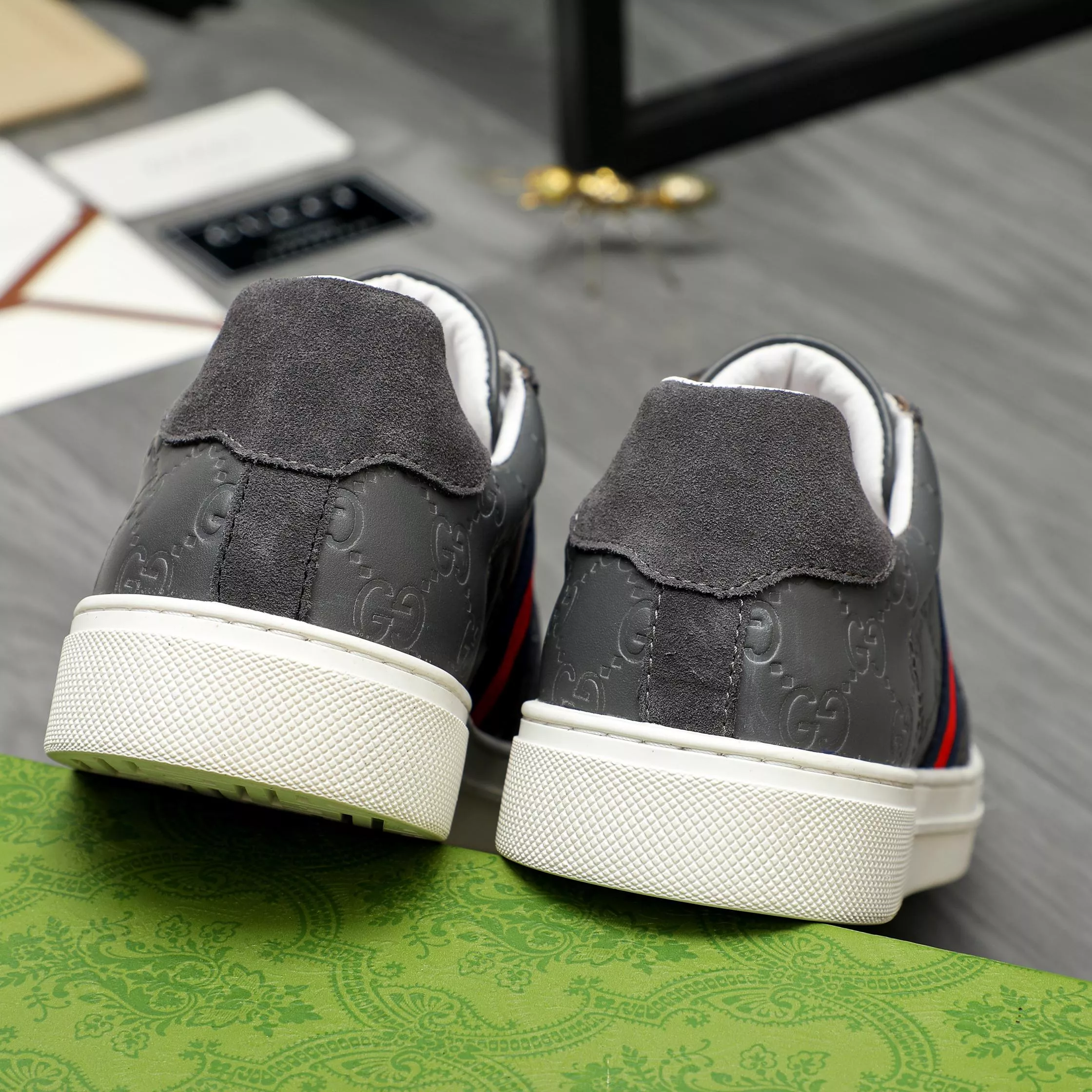 Classic 7528 Gucci Casual Shoes For Men
