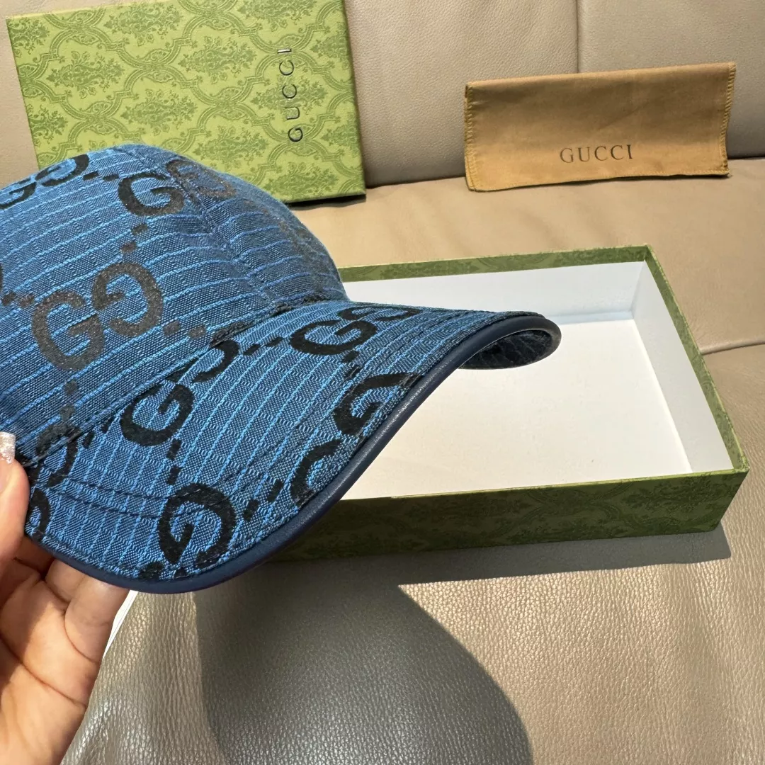 Classic 7852 Gucci Caps