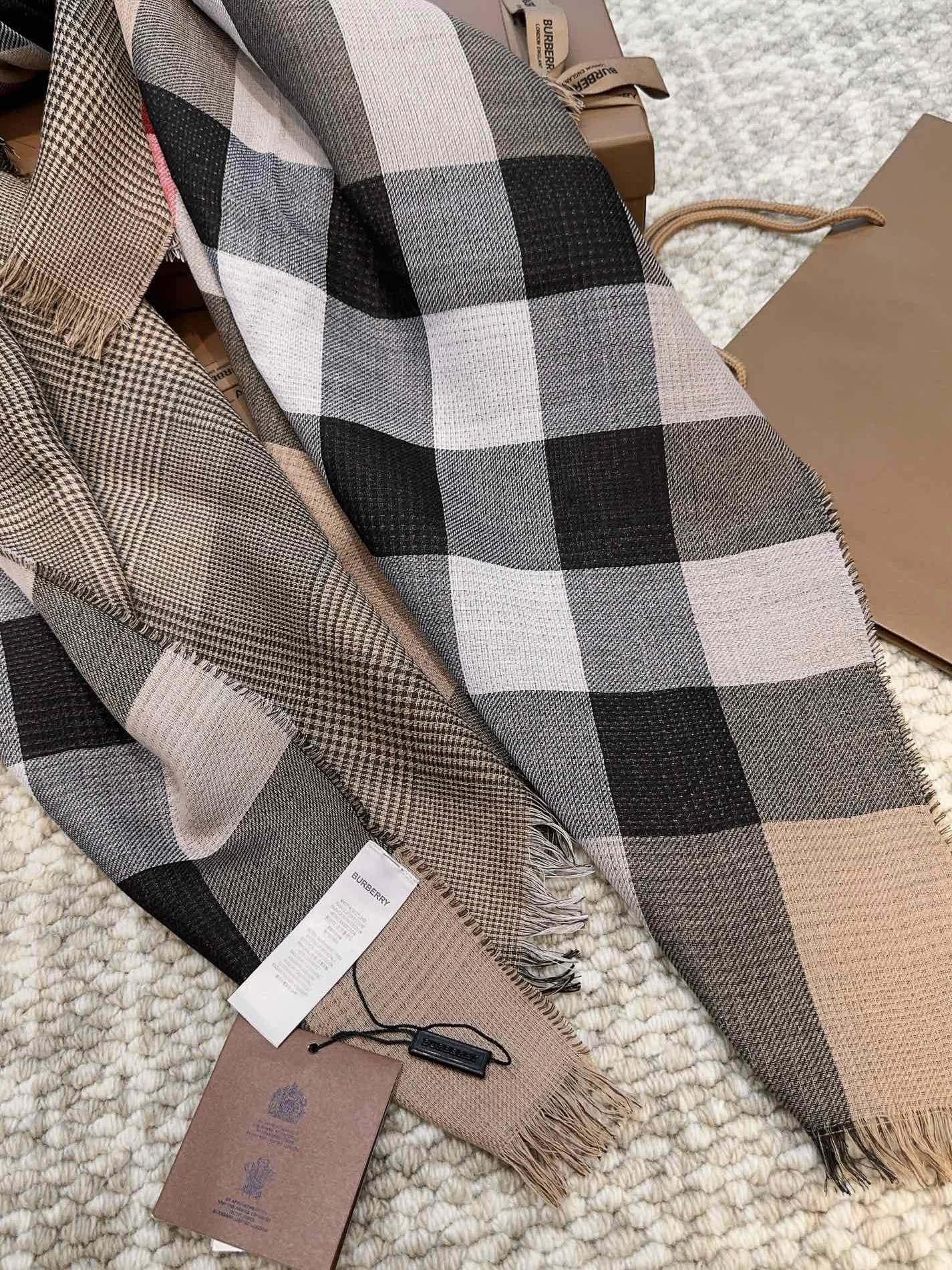 Classic 7887 Burberry Scarf