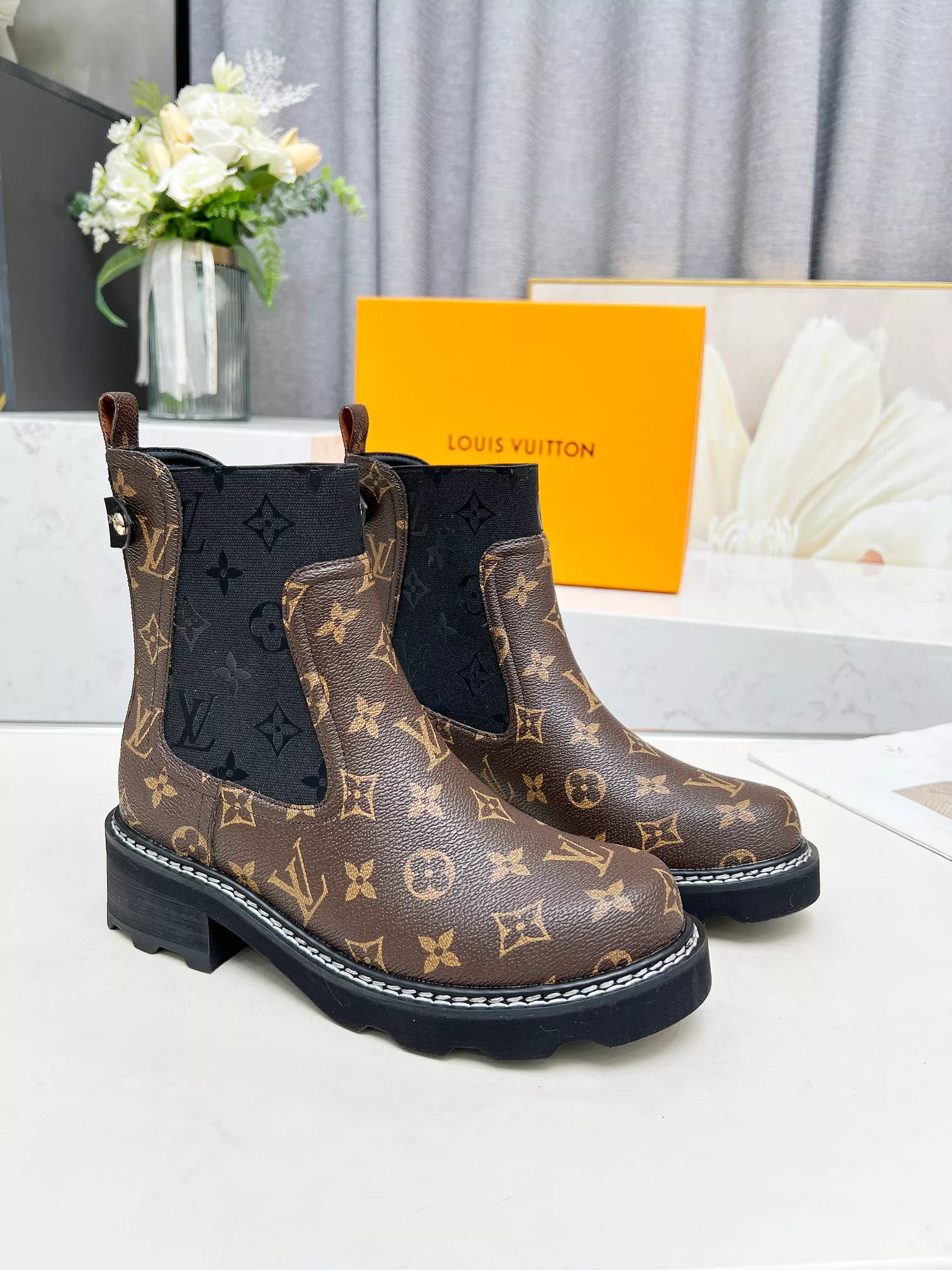 Classic 7997 Louis Vuitton Boots For Women