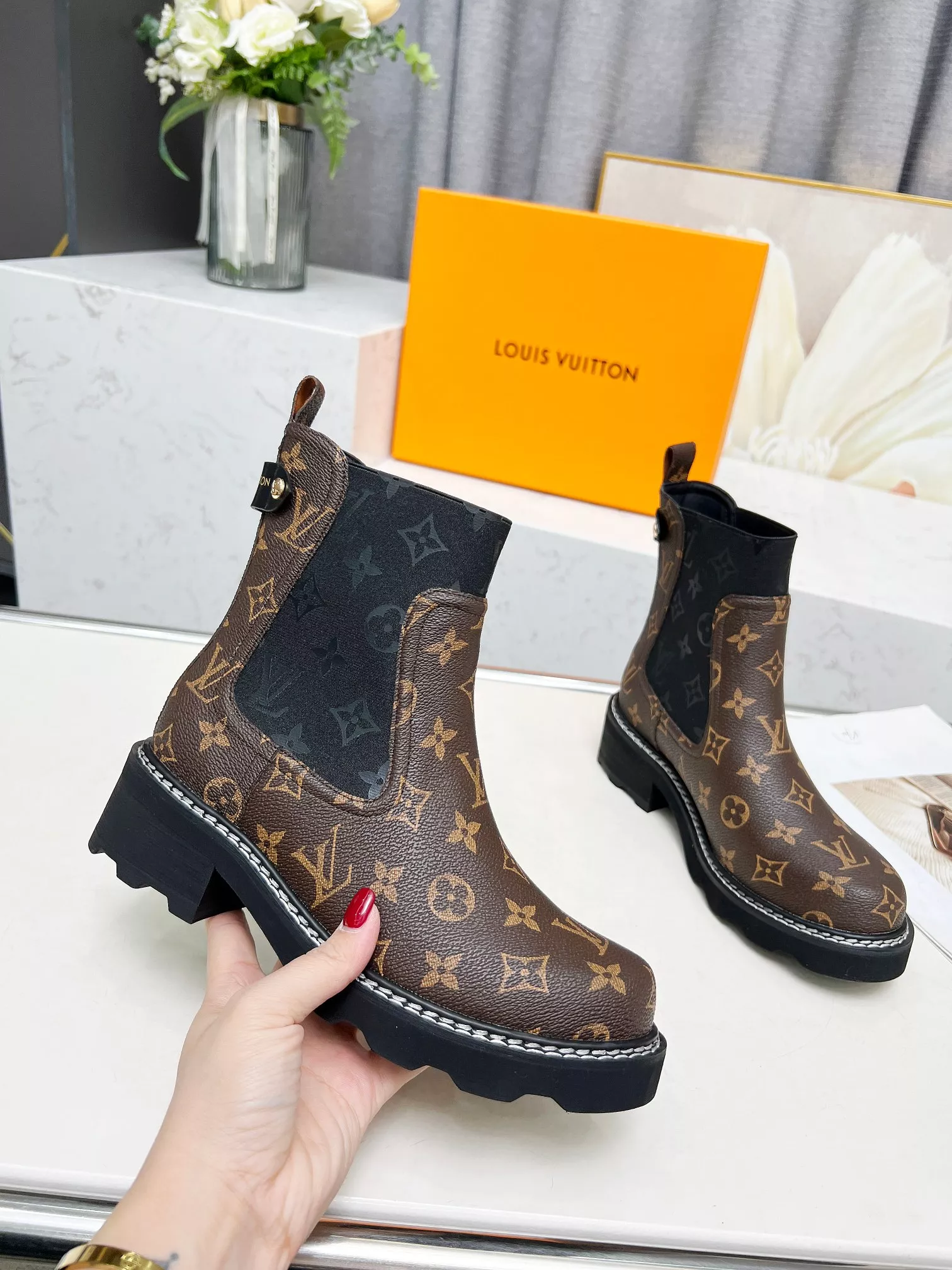 Classic 7997 Louis Vuitton Boots For Women