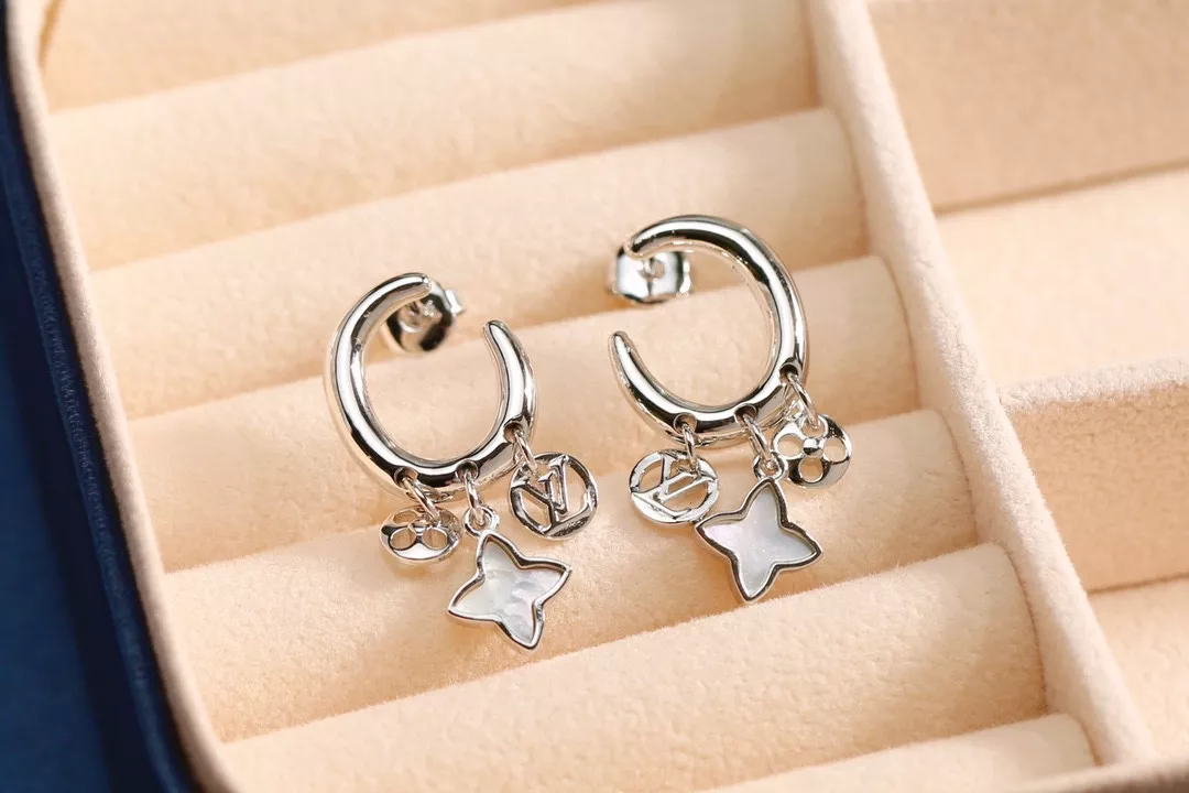 Classic 8165 Louis Vuitton Earrings For Women