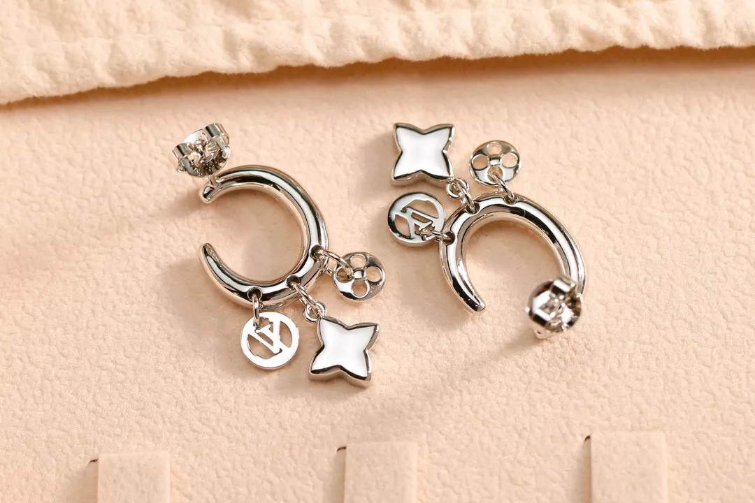 Classic 8165 Louis Vuitton Earrings For Women