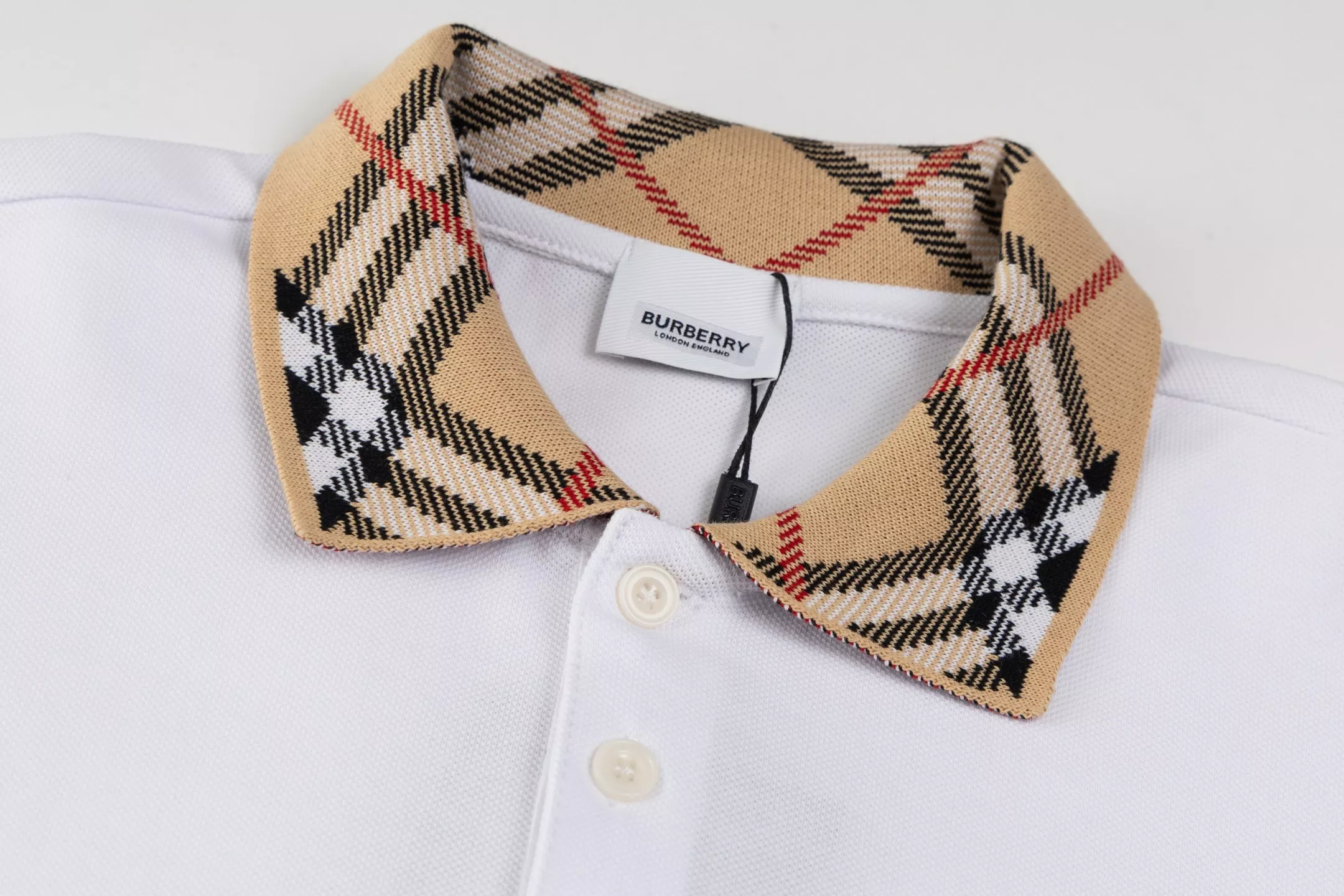 Classic 8244 Burberry T-Shirts Short Sleeved For Men