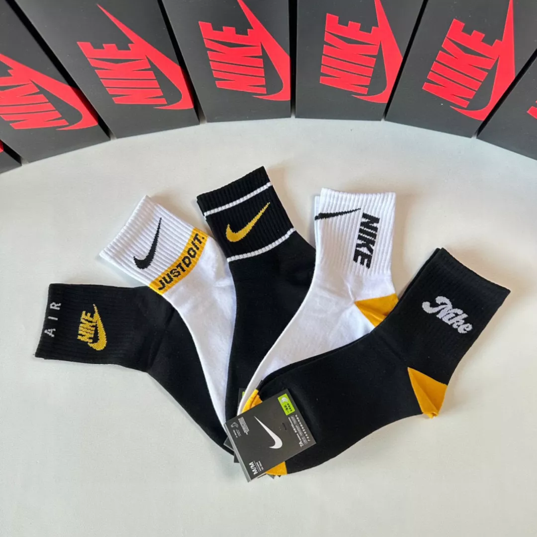 Classic 8256 Nike Socks