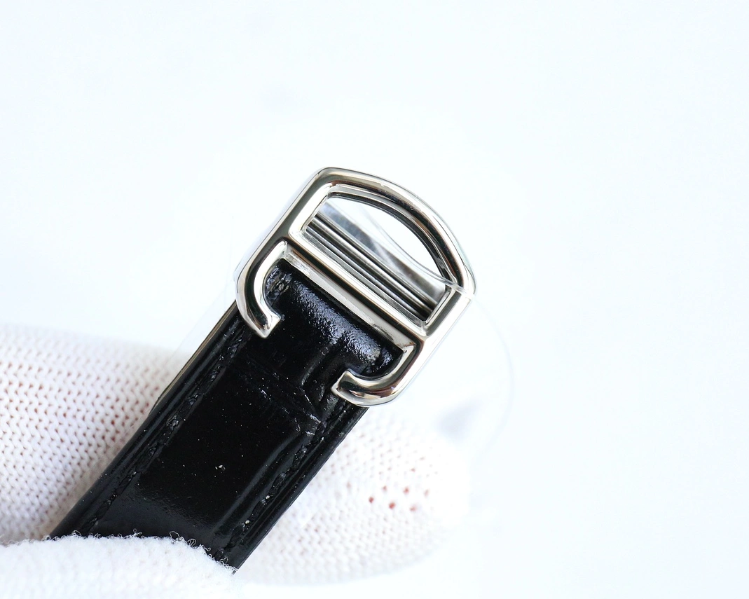 Classic 8426 Cartier AAA Quality Watches For Women