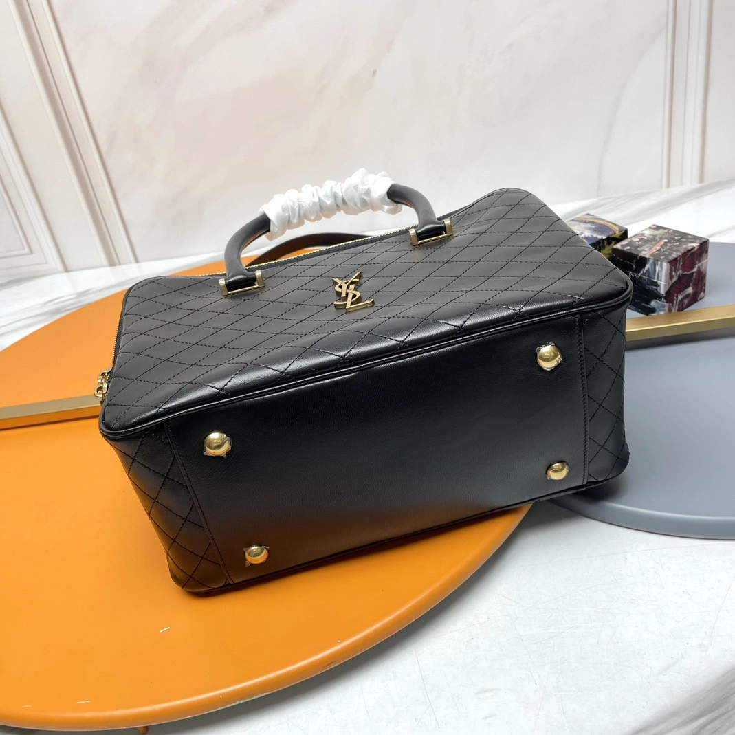 Classic 8500 Yves Saint Laurent AAA Quality Handbags For Women