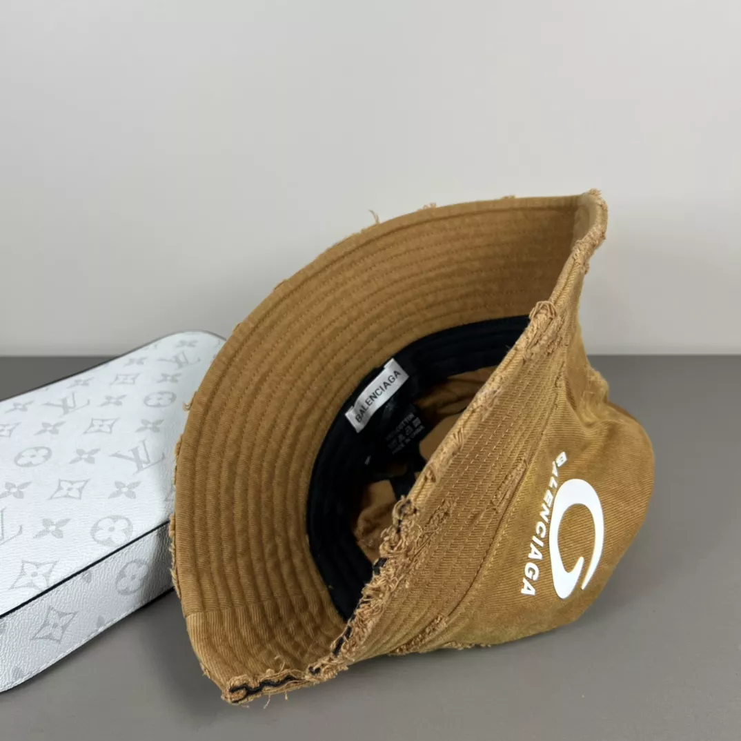 Classic 8600 Balenciaga Caps