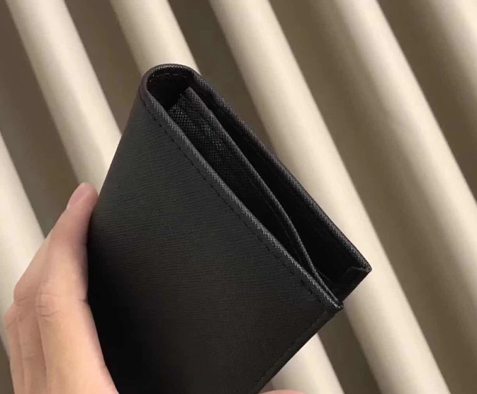 Classic 8711 Prada AAA Man Wallets