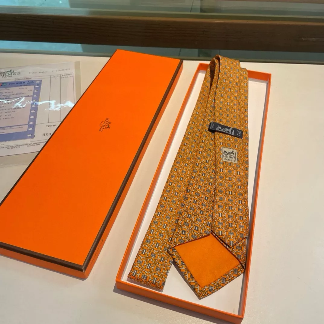 Classic 8756 Hermes Necktie