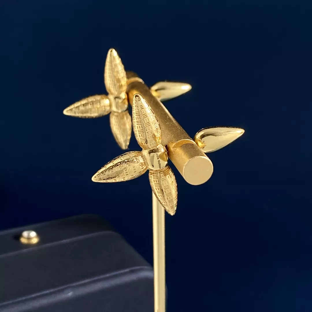 Classic 8872 Louis Vuitton Earrings For Women