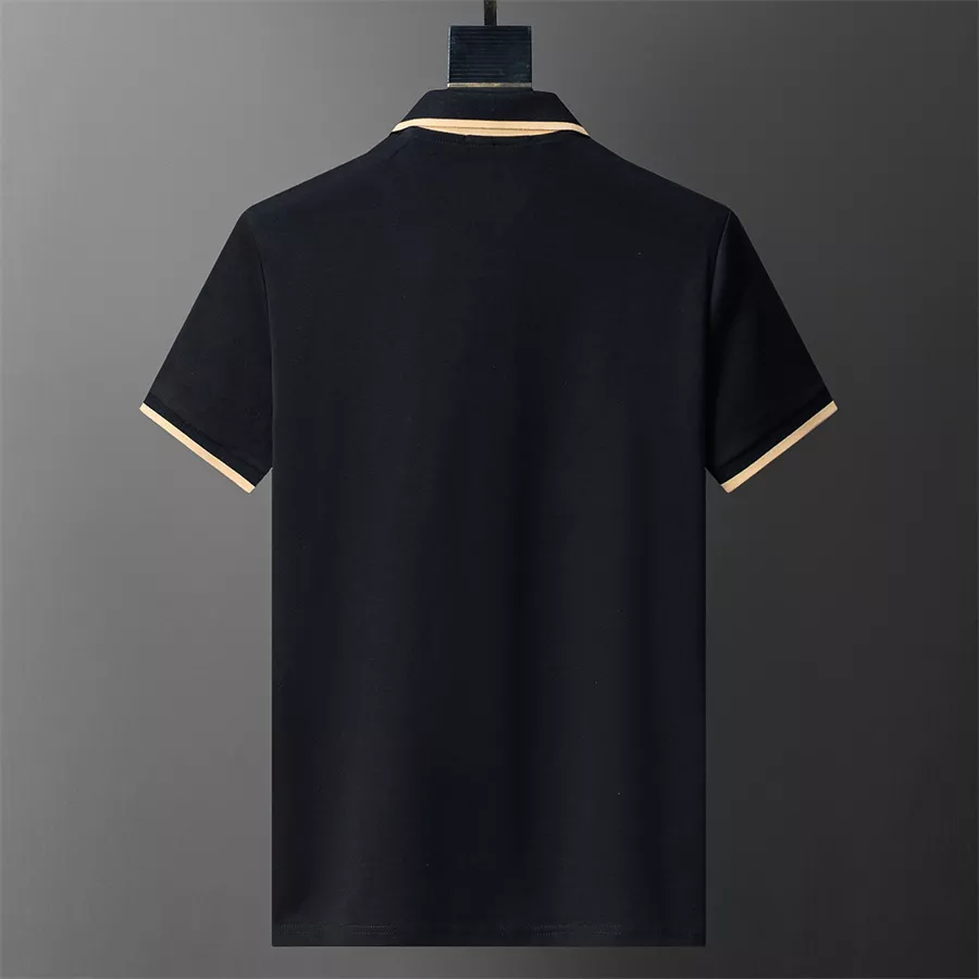 Classic 8934 Gucci Tracksuits Short Sleeved For Men