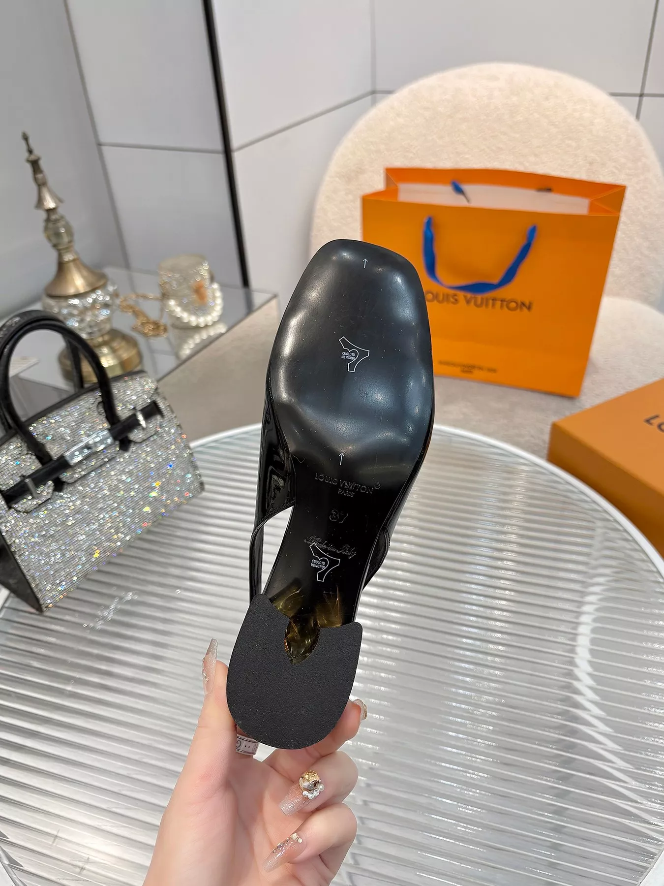 Classic 8999 Louis Vuitton Sandal For Women