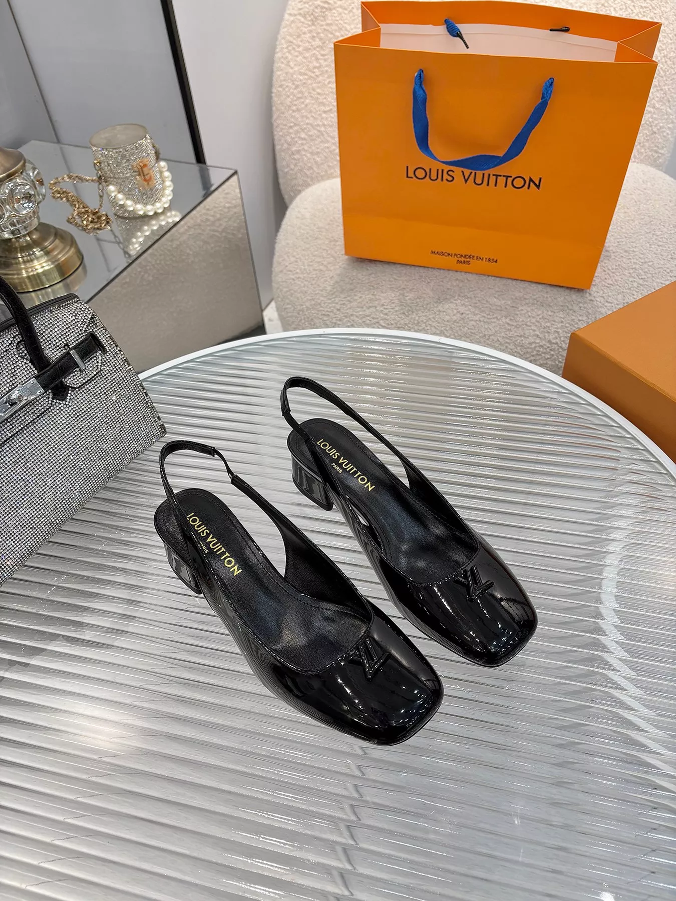 Classic 8999 Louis Vuitton Sandal For Women