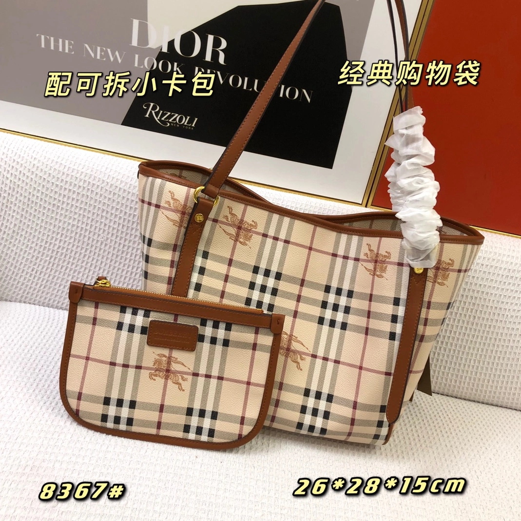 Classic 9204 Burberry AAA Quality Shoulder Bags For Women