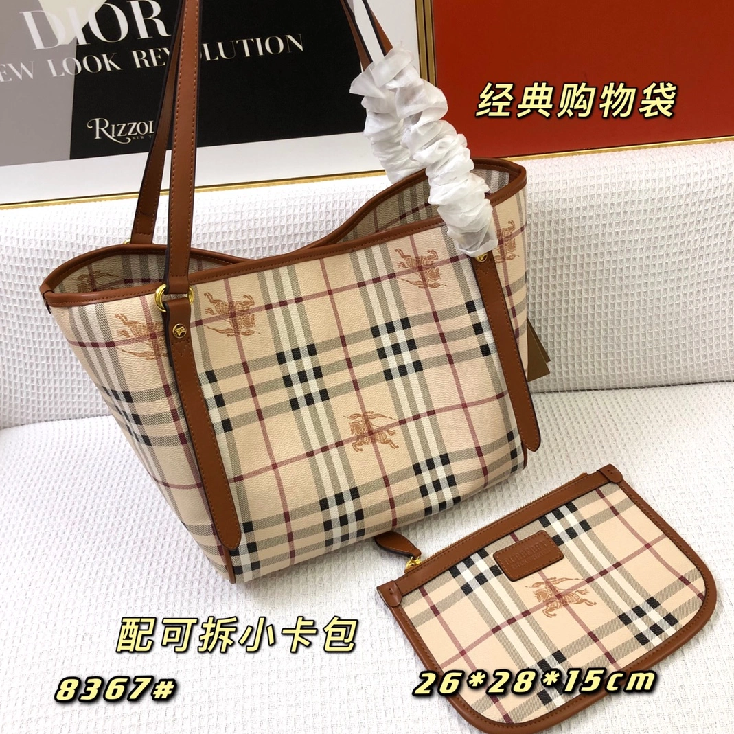 Classic 9204 Burberry AAA Quality Shoulder Bags For Women