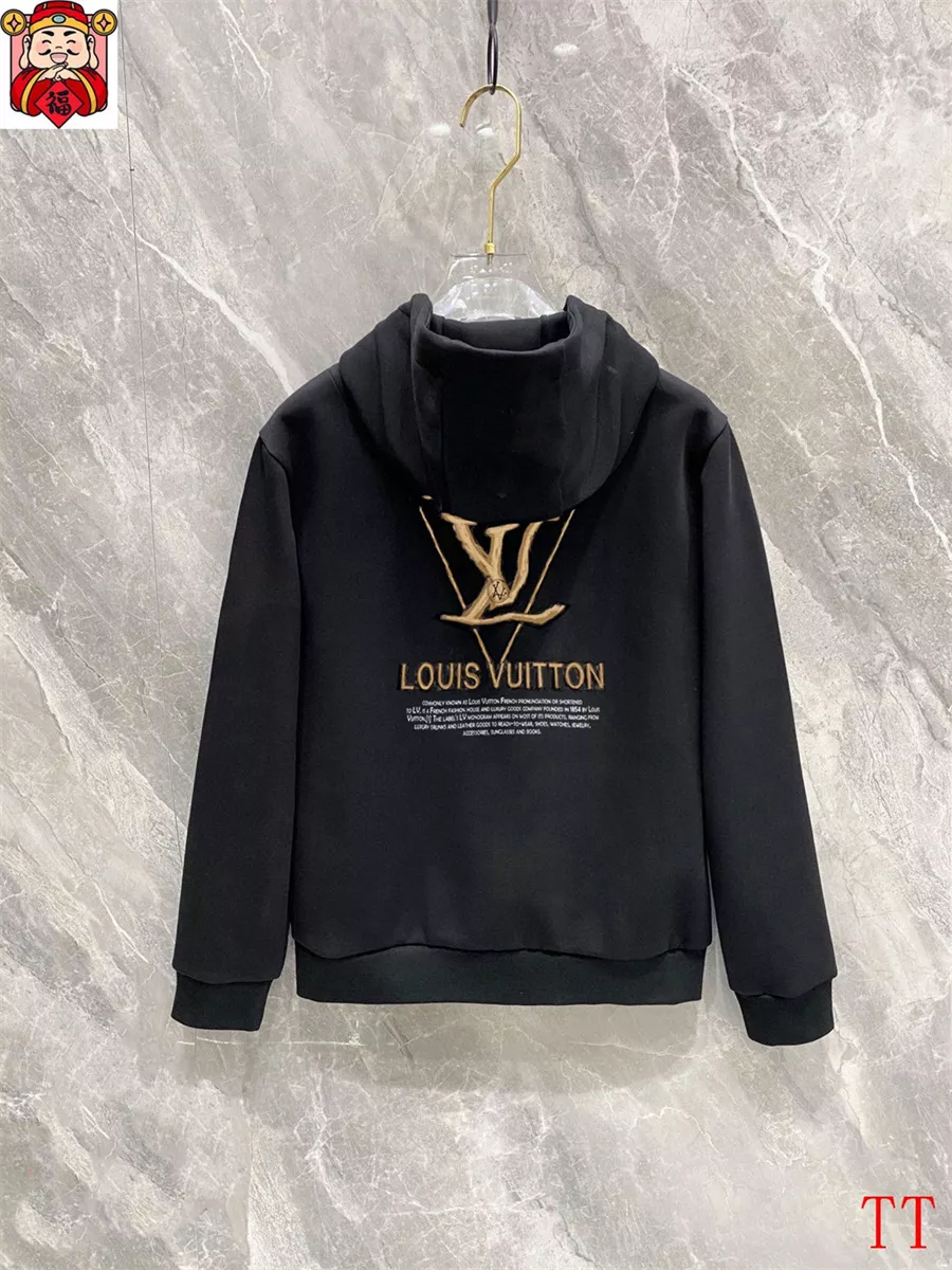 Classic 9244 Louis Vuitton LV Tracksuits Long Sleeved For Men