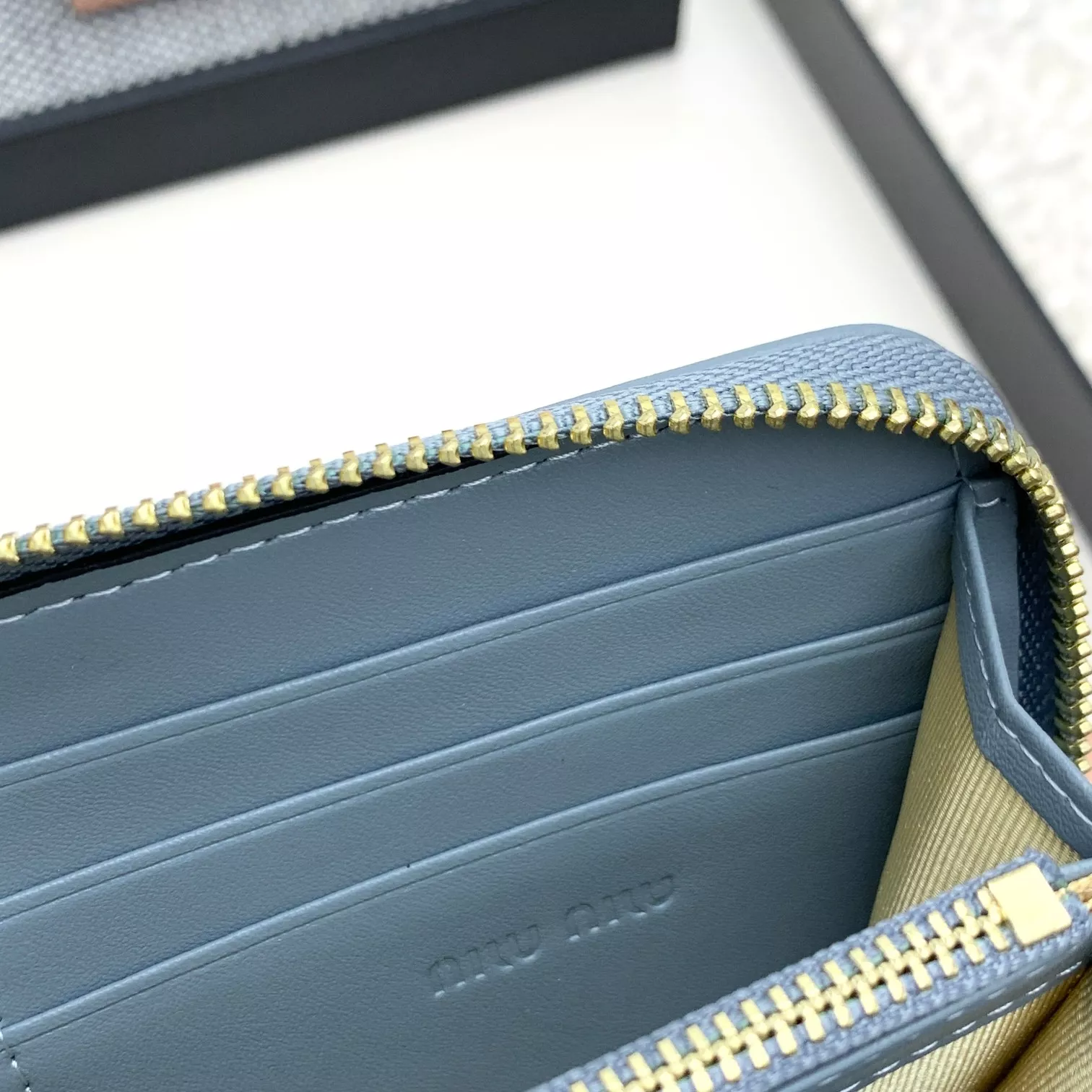 Classic 9436 MIU MIU Wallets