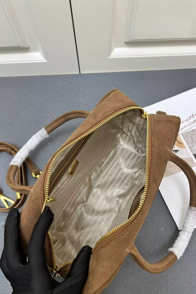 Classic 9496 Prada AAA Quality Handbags For Women