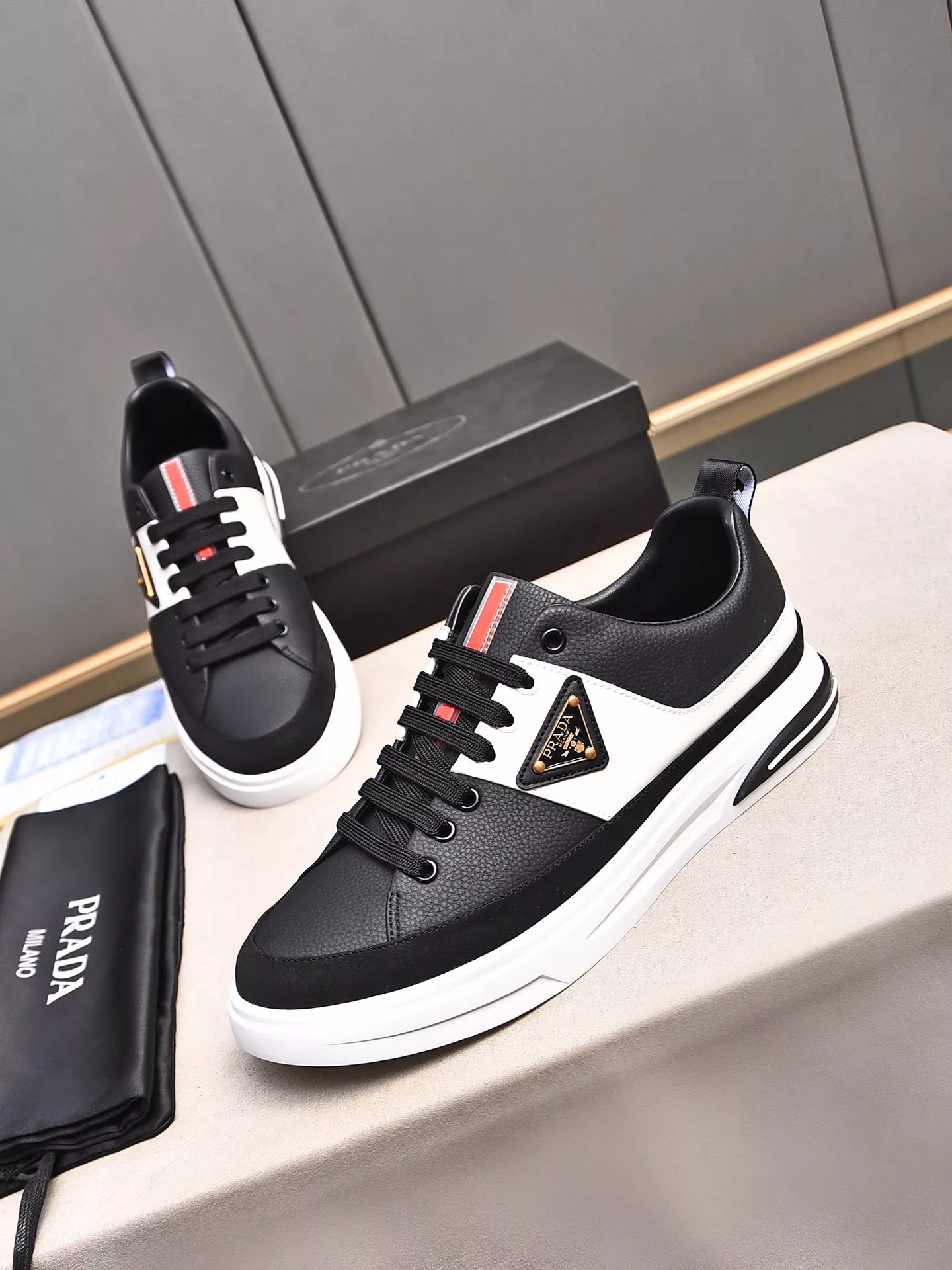 Classic 951 Prada Casual Shoes For Men