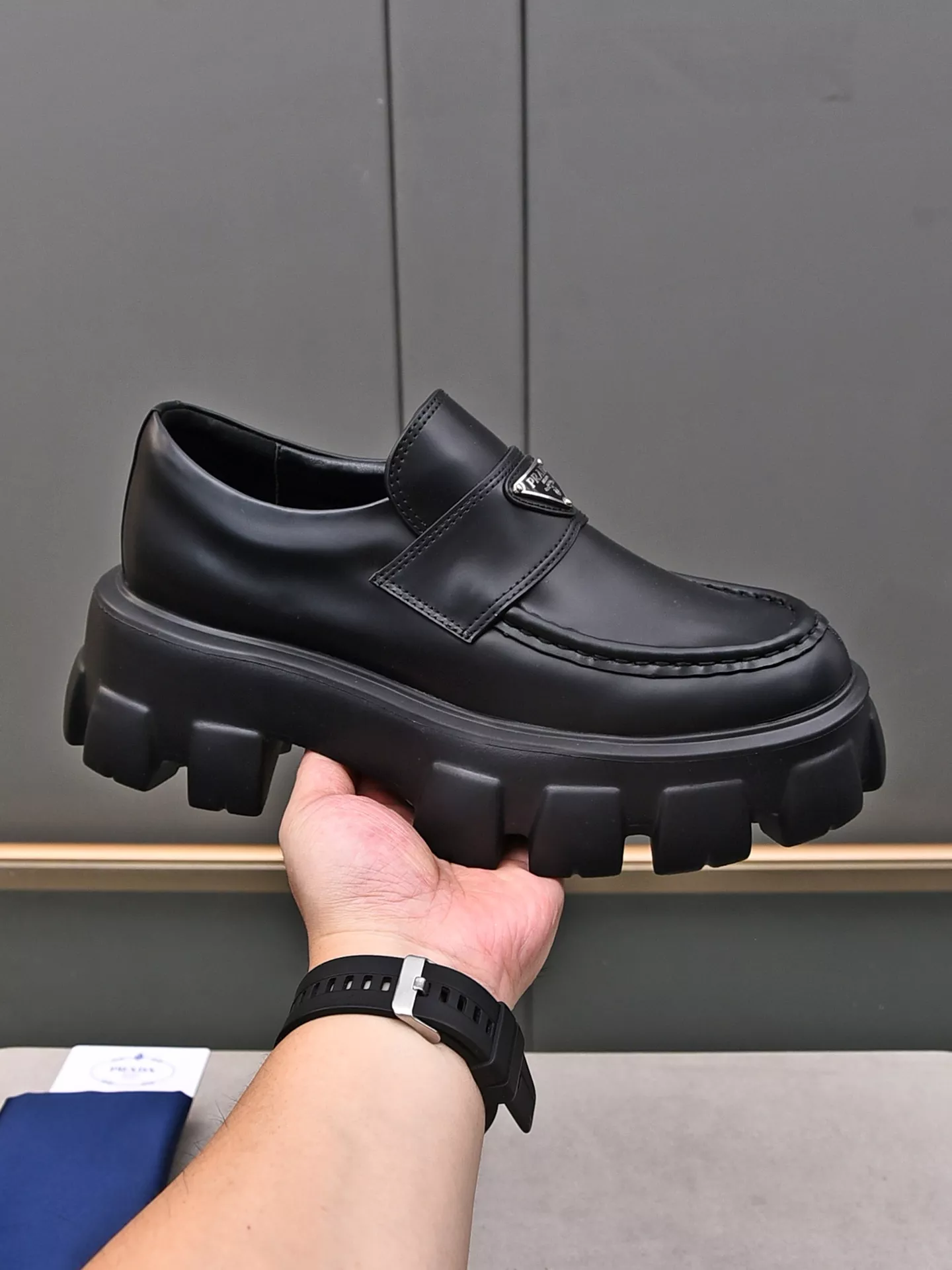 Classic 9551 Prada Leather Shoes For Men