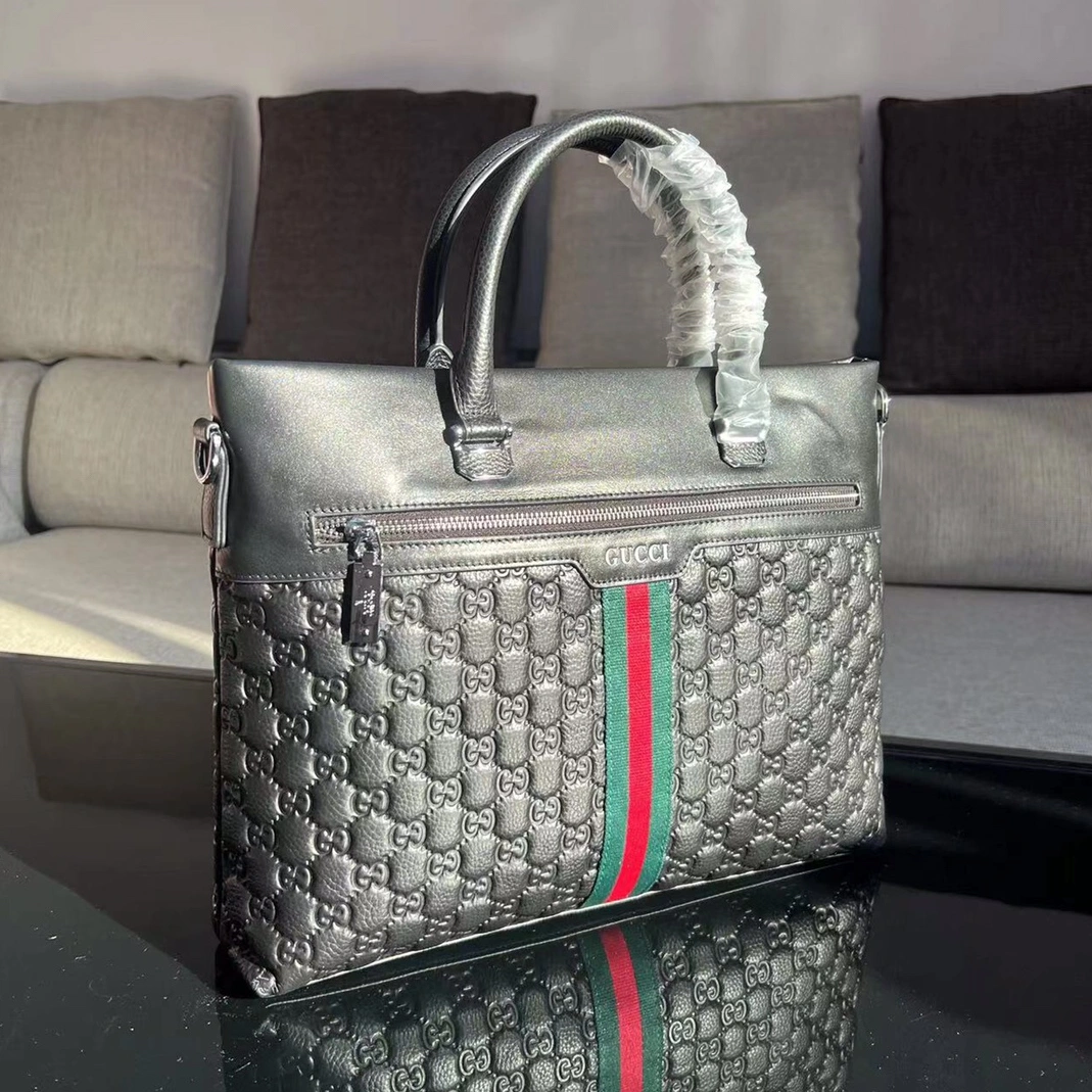 Classic 9596 Gucci AAA Man Handbags