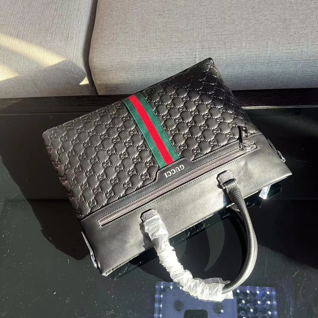 Classic 9596 Gucci AAA Man Handbags