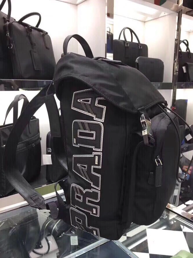Classic 9636 Prada AAA Man Backpacks